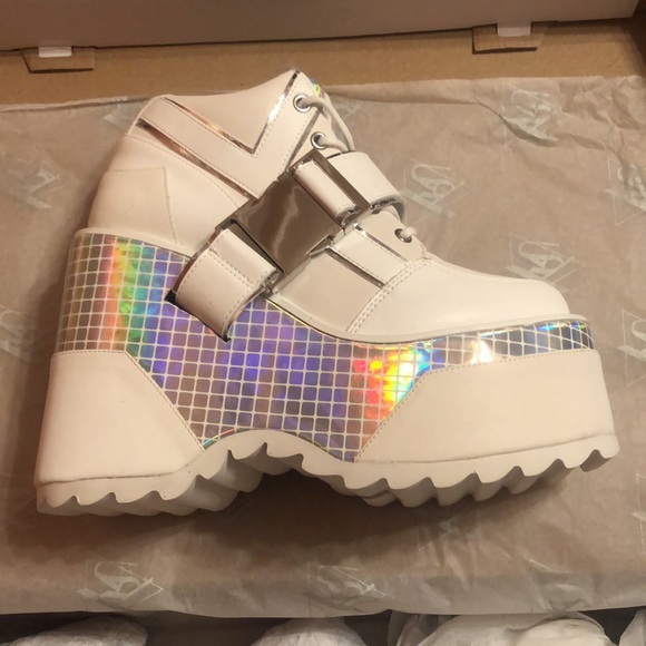 Y.R.U. Nova Platform Boots - Picture 5 of 6